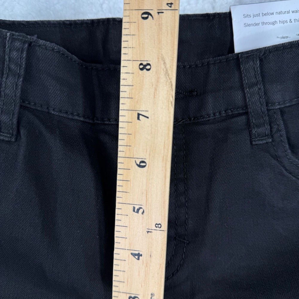 Christopher & Banks Petite Black Jeans Tapered Leg Embellished Modern‎ Fit 4P - Picture 9 of 10